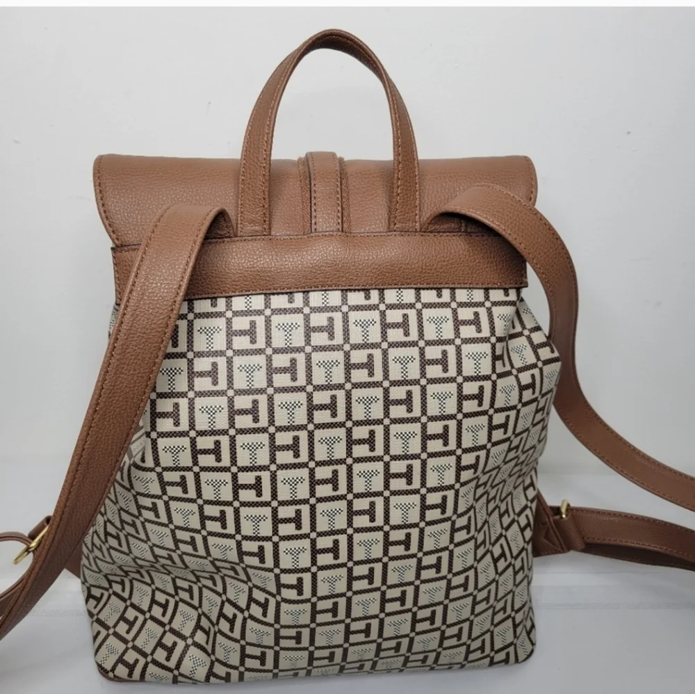 Tommy Hilfiger Large Tan & Cream Women's Backpack, 12×11×6, EUC